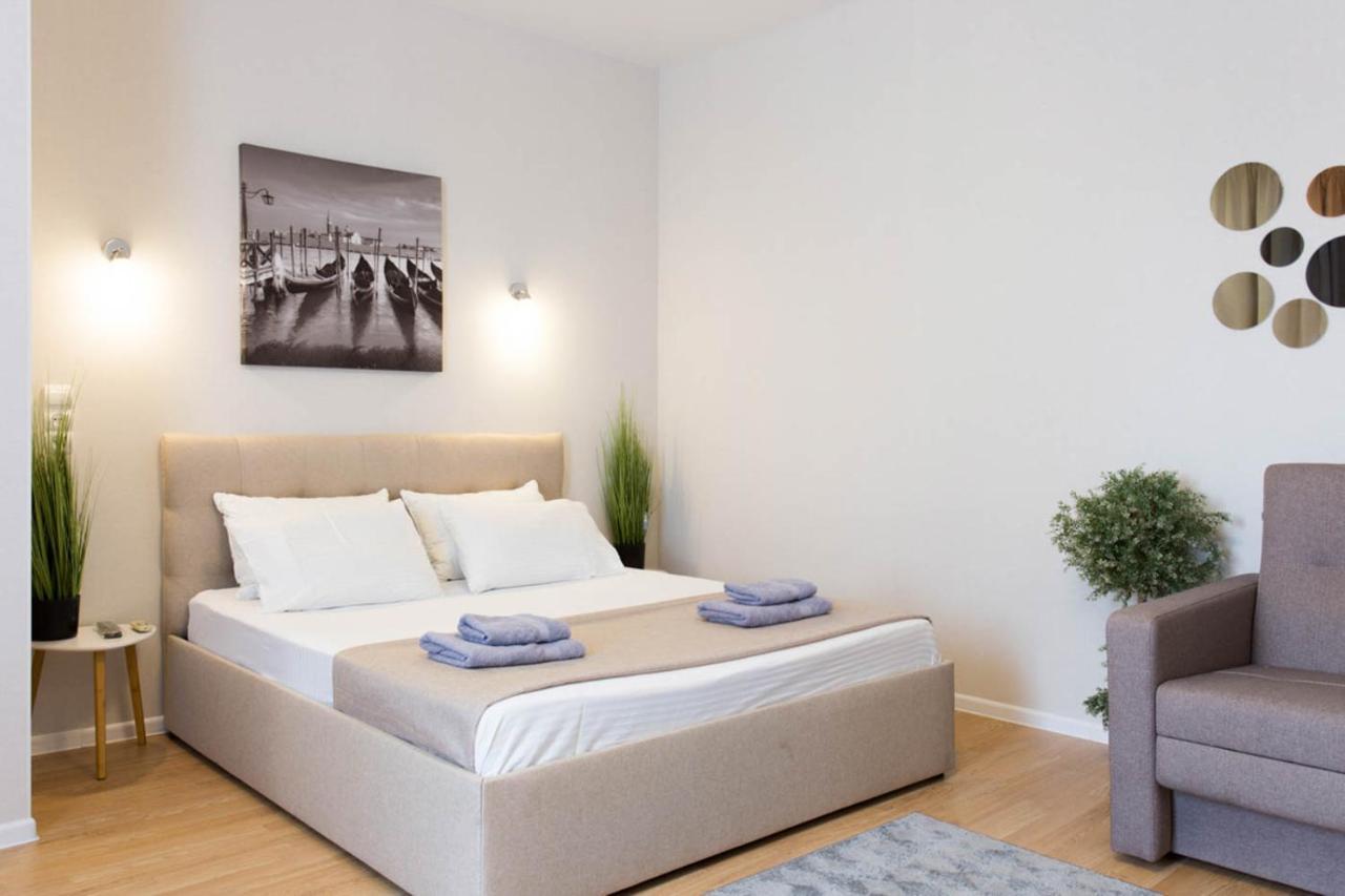 Apartment In The City Center - Gimnasiyna Naberezhna 24A-1 Jarkov Exterior foto